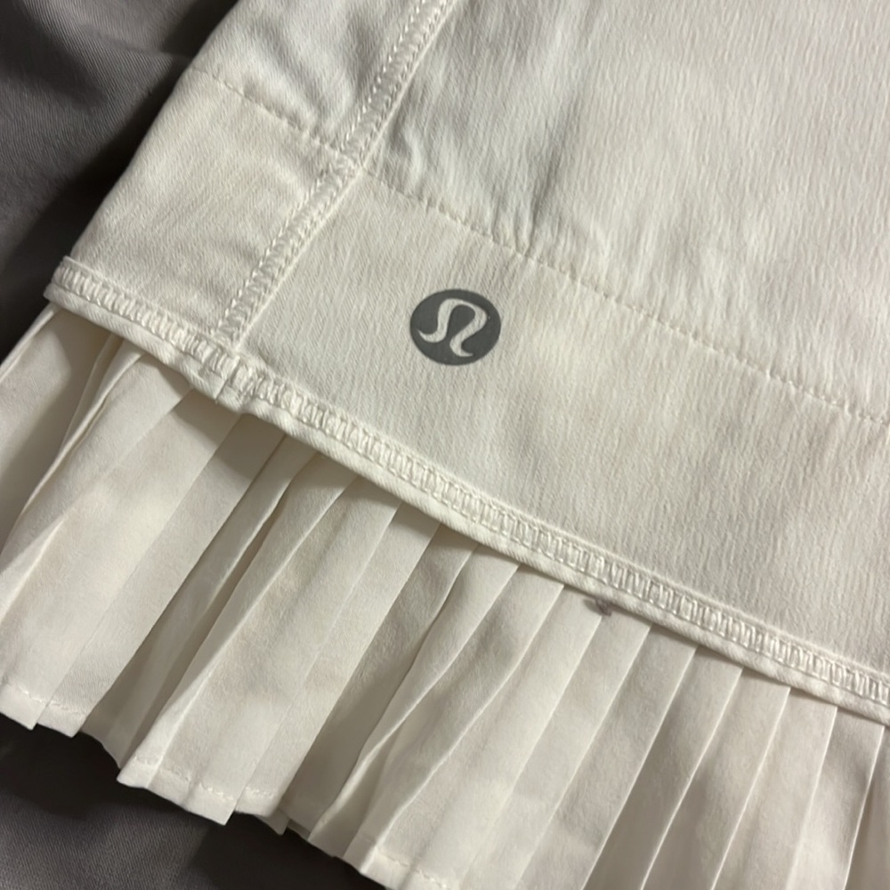 Rare Lululemon Baby Pleat Tennis skirt - Picture 9 of 10